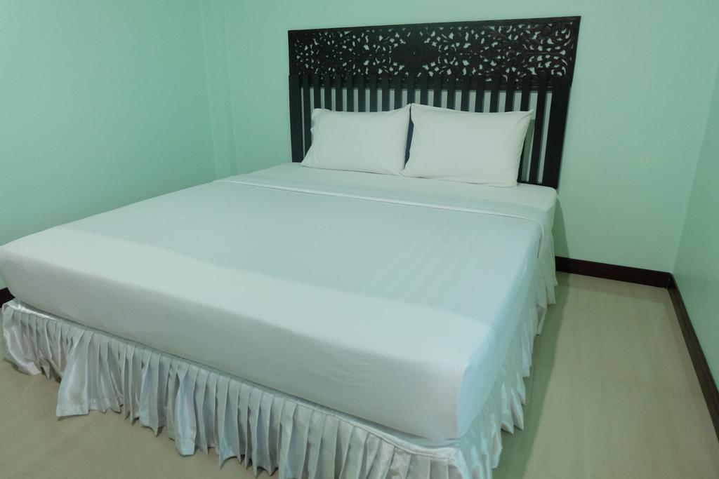 J-Safe Guesthouse Sukhothai Room photo