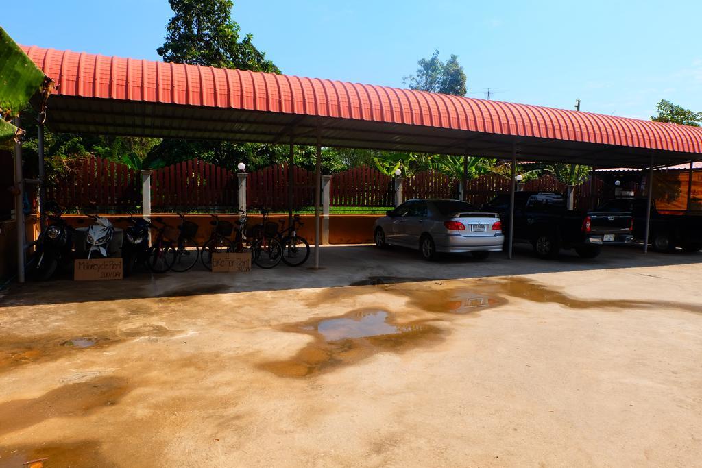 J-Safe Guesthouse Sukhothai Exterior photo