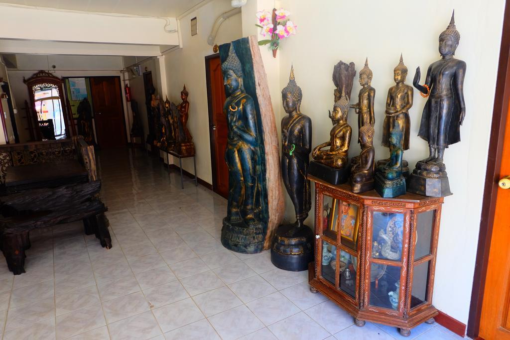 J-Safe Guesthouse Sukhothai Exterior photo