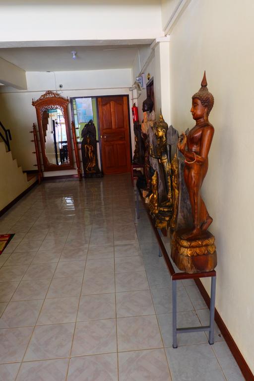 J-Safe Guesthouse Sukhothai Exterior photo